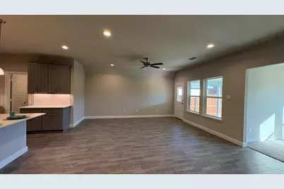 4125 Cornerstone Circle, Granbury, TX 76048 - Photo 6