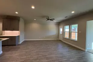 4125 Cornerstone Cir, Granbury, TX 76048 - Photo 6