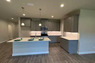 4125 Cornerstone Cir, Granbury, TX 76048 - Photo 4