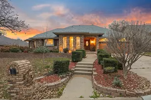 6606 Canalview Dr, Arlington, TX 76016 - Photo 4