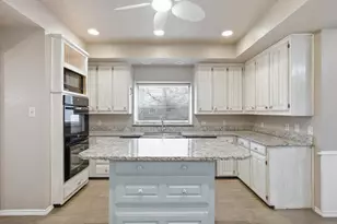 6606 Canalview Dr, Arlington, TX 76016 - Photo 10