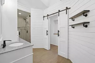 6606 Canalview Dr, Arlington, TX 76016 - Photo 22