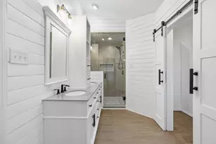 6606 Canalview Dr, Arlington, TX 76016 - Photo 16