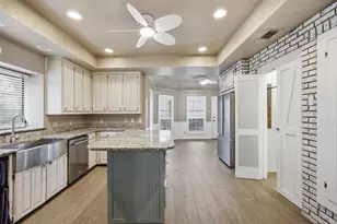 6606 Canalview Dr, Arlington, TX 76016 - Photo 12