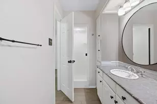 6606 Canalview Dr, Arlington, TX 76016 - Photo 20