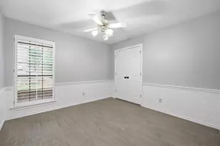 6606 Canalview Dr, Arlington, TX 76016 - Photo 22