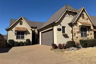 5804 Mira Lago Ln, Arlington, TX 76017 - Photo 1