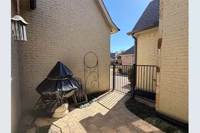 5804 Mira Lago Lane, Arlington, TX 76017 - Photo 24