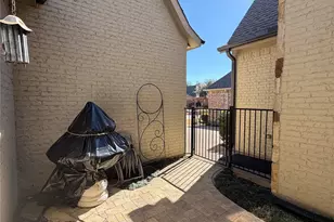 5804 Mira Lago Ln, Arlington, TX 76017 - Photo 24