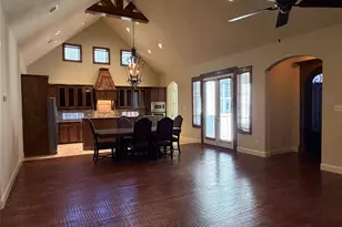 5804 Mira Lago Ln, Arlington, TX 76017 - Photo 2