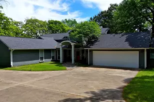 7811 Double Oaks Rd, Athens, TX 75752 - Photo 2