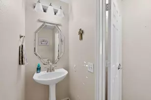 1113 Highland Station Dr, Saginaw, TX 76131 - Photo 18