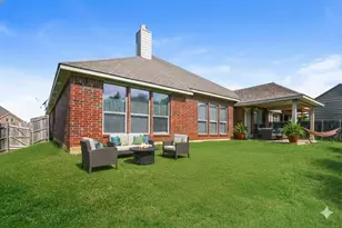 1921 Bay Laurel Dr, Weatherford, TX 76086 - Photo 6