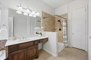 7917 E Aspermont Dr, Plano, TX 75024 - Photo 18