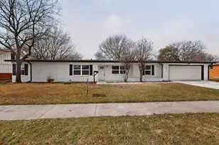 3617 Granada Dr, Richland Hills, TX 76118 - Photo 2