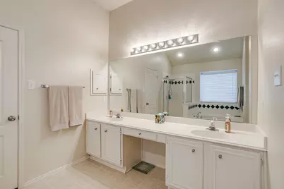 5704 Rockport Lane, Haltom City, TX 76137 - Photo 18