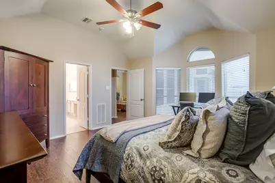 5704 Rockport Lane, Haltom City, TX 76137 - Photo 16