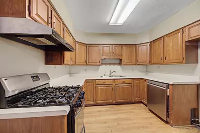 1921 Meadow Lane, Arlington, TX 76010 - Photo 14