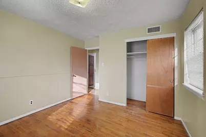 1921 Meadow Lane, Arlington, TX 76010 - Photo 22