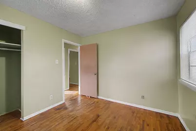 1921 Meadow Lane, Arlington, TX 76010 - Photo 24