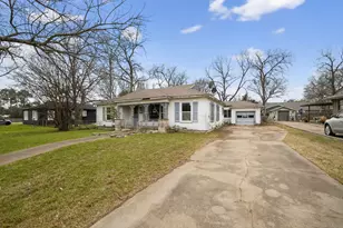 2519 Taylor St, Commerce, TX 75428 - Photo 2