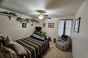 1428 Erin Dr, Burleson, TX 76028 - Photo 10