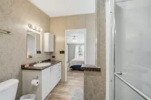 1618 Lands End St, Granbury, TX 76048 - Photo 16