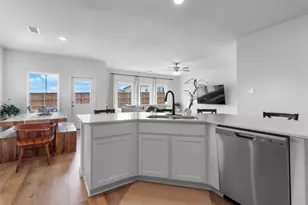 2939 Peony Dr, Sherman, TX 75092 - Photo 8