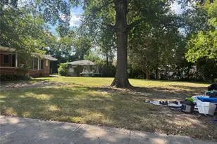 521 N 1st St, Lufkin, TX 75901 - Photo 12