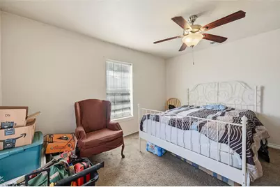 2113 Harris Lane, Haltom City, TX 76117 - Photo 6