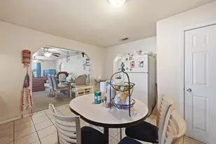 2113 Harris Ln, Haltom City, TX 76117 - Photo 18