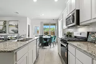 1909 Preakness Dr, Granbury, TX 76049 - Photo 4