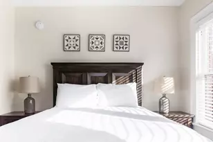 1007 N Madison Ave, Dallas, TX 75208 - Photo 14