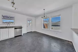 1307 Hayes St, Cedar Hill, TX 75104 - Photo 6