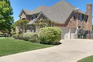 1308 Normandy Dr, Southlake, TX 76092 - Photo 2