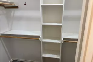 201 E 6th St, McGregor, TX 76657 - Photo 12