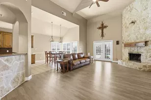 13269 Moonlake Way, Fort Worth, TX 76052 - Photo 12