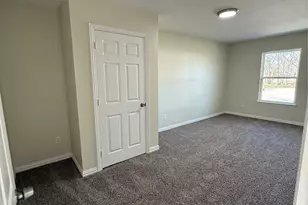 10914 Stinson Dr, Dallas, TX 75253 - Photo 8