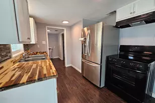 207 Pine St, Keene, TX 76059 - Photo 4