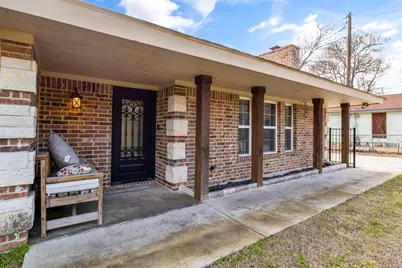 2002 W Bear Creek Road, Cedar Hill, TX 75104 - Photo 4