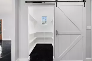 535 E Fairview St, Blossom, TX 75416 - Photo 12