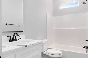 535 E Fairview St, Blossom, TX 75416 - Photo 18