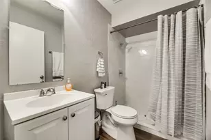 533 Harvest Hill St, Lewisville, TX 75067 - Photo 16