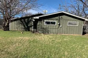 4604 Reed St, Fort Worth, TX 76119 - Photo 4