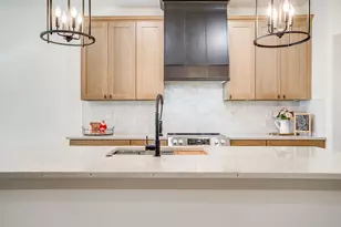 725 Haynie Dr, Runaway Bay, TX 76426 - Photo 14