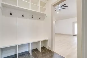 725 Haynie Dr, Runaway Bay, TX 76426 - Photo 26