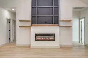 725 Haynie Dr, Runaway Bay, TX 76426 - Photo 12