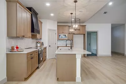 725 Haynie Drive, Runaway Bay, TX 76426 - Photo 22