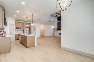 725 Haynie Dr, Runaway Bay, TX 76426 - Photo 24