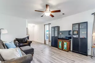 3520 Tulip Dr, Aubrey, TX 76227 - Photo 4